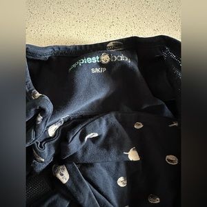 3 SNOO swaddle sacs.